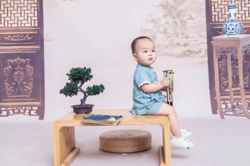 中国澳门孕妇几个月胸部变大